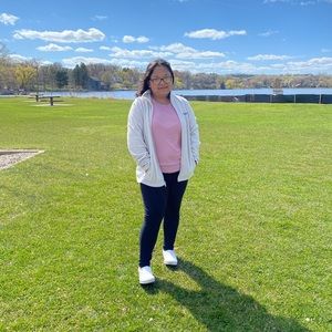 Meet your Posher, Wah